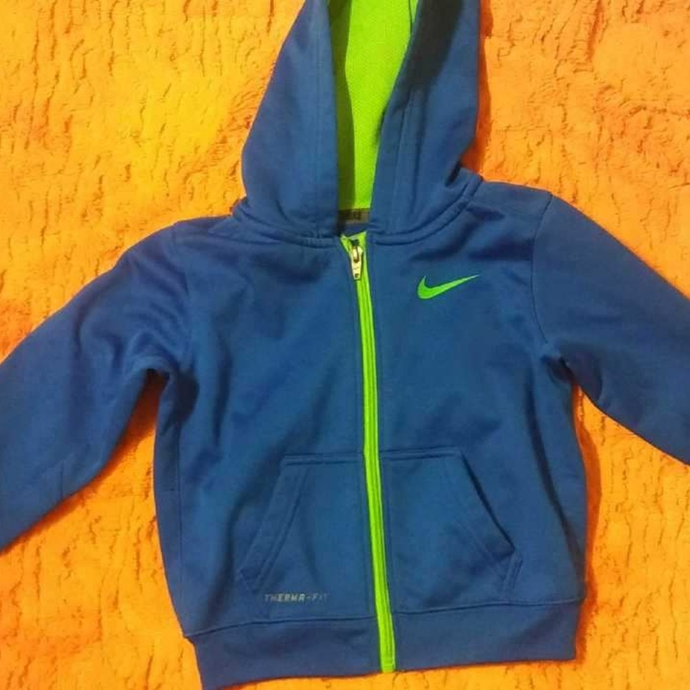 3t boys Nike zip up jacket